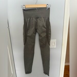 NVGTN Cold Brew Viral Contour Seamless Leggings